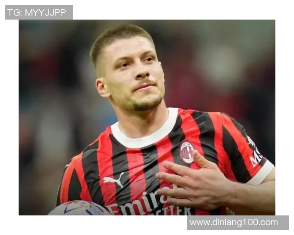 塞尔维亚足球明星约维奇的辉煌历程与未来展望