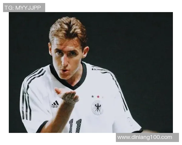 足球明星罗塞克的传奇之路与辉煌成就揭秘