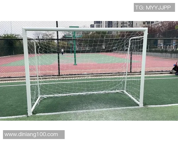 足球训练装备选购指南及推荐器材一览助你提升技艺